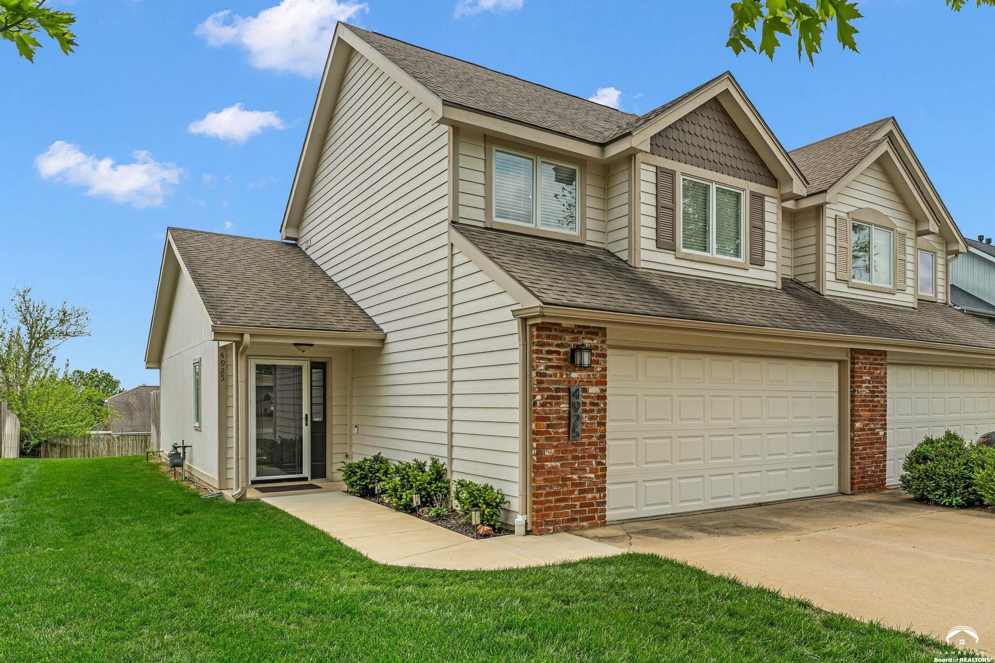 4925 Stoneback Place Lawrence, KS 66047 - Photo 1 of 37