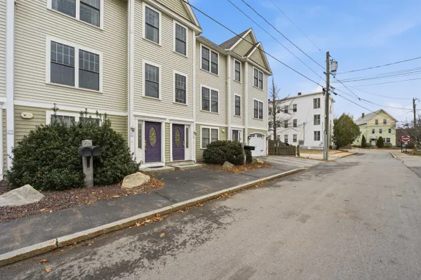 $295,000 | 23 Krakow Avenue, Manchester, NH 03103