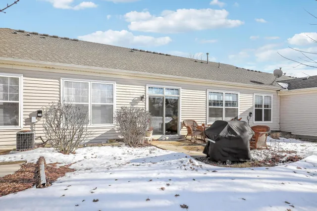 $329,900 | 19725 Canary Path, Farmington, MN 55024