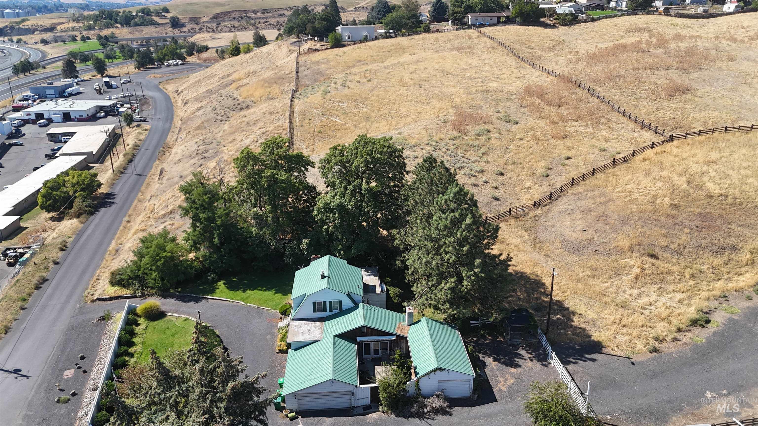 3045 Hatwai Road Lewiston, ID 83501 - Photo 6 of 22 Gallery Image 6