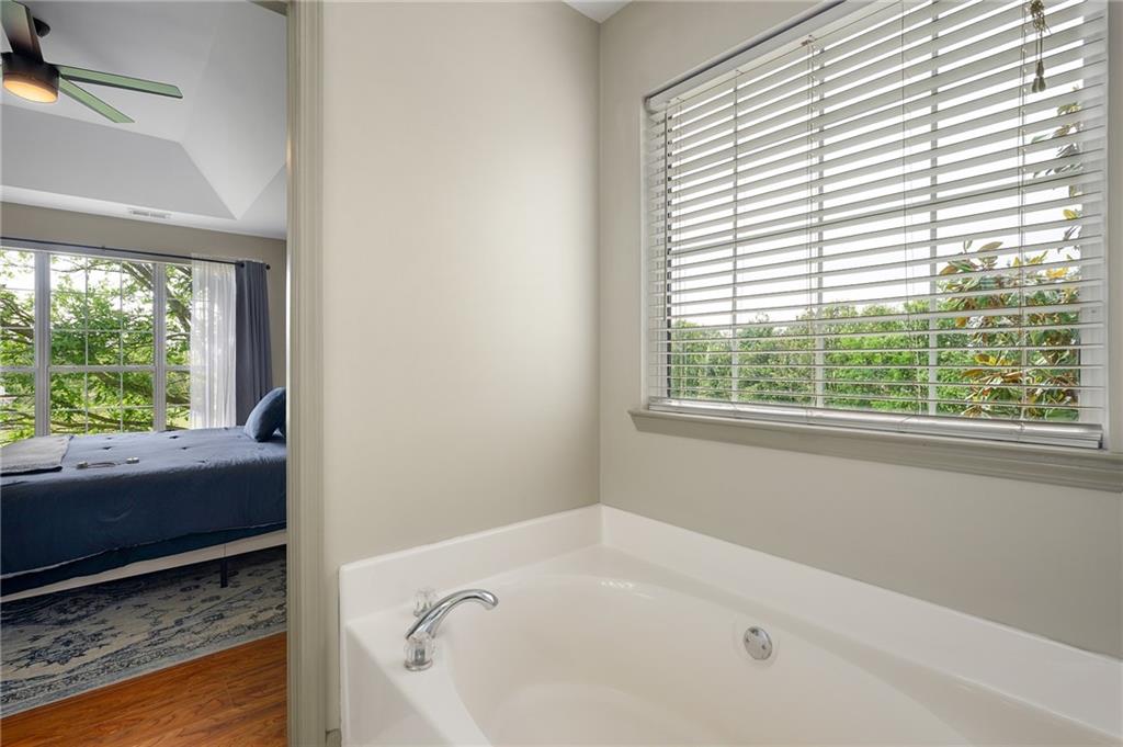 516 Pendley Road Southeast Calhoun, GA 30701 - Photo 15 of 30