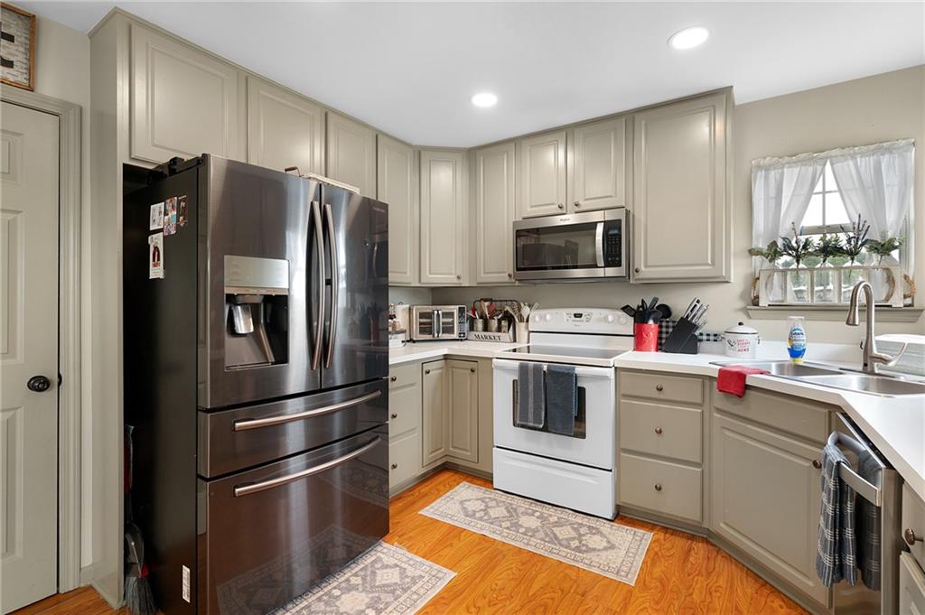 516 Pendley Road Southeast Calhoun, GA 30701 - Photo 10 of 30