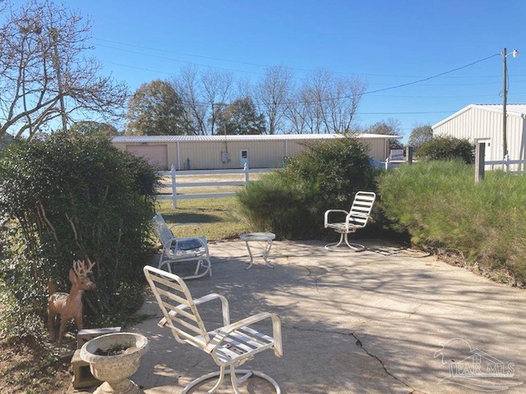 9870 Highway 31 Atmore, AL 36502 - Photo 28 of 31 a view of a outdoor space