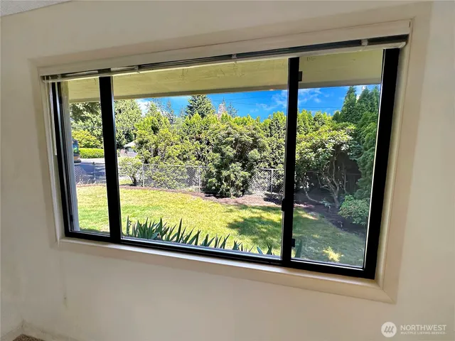 $2,085,000 | 1515 3rd Street, Kirkland, WA 98033