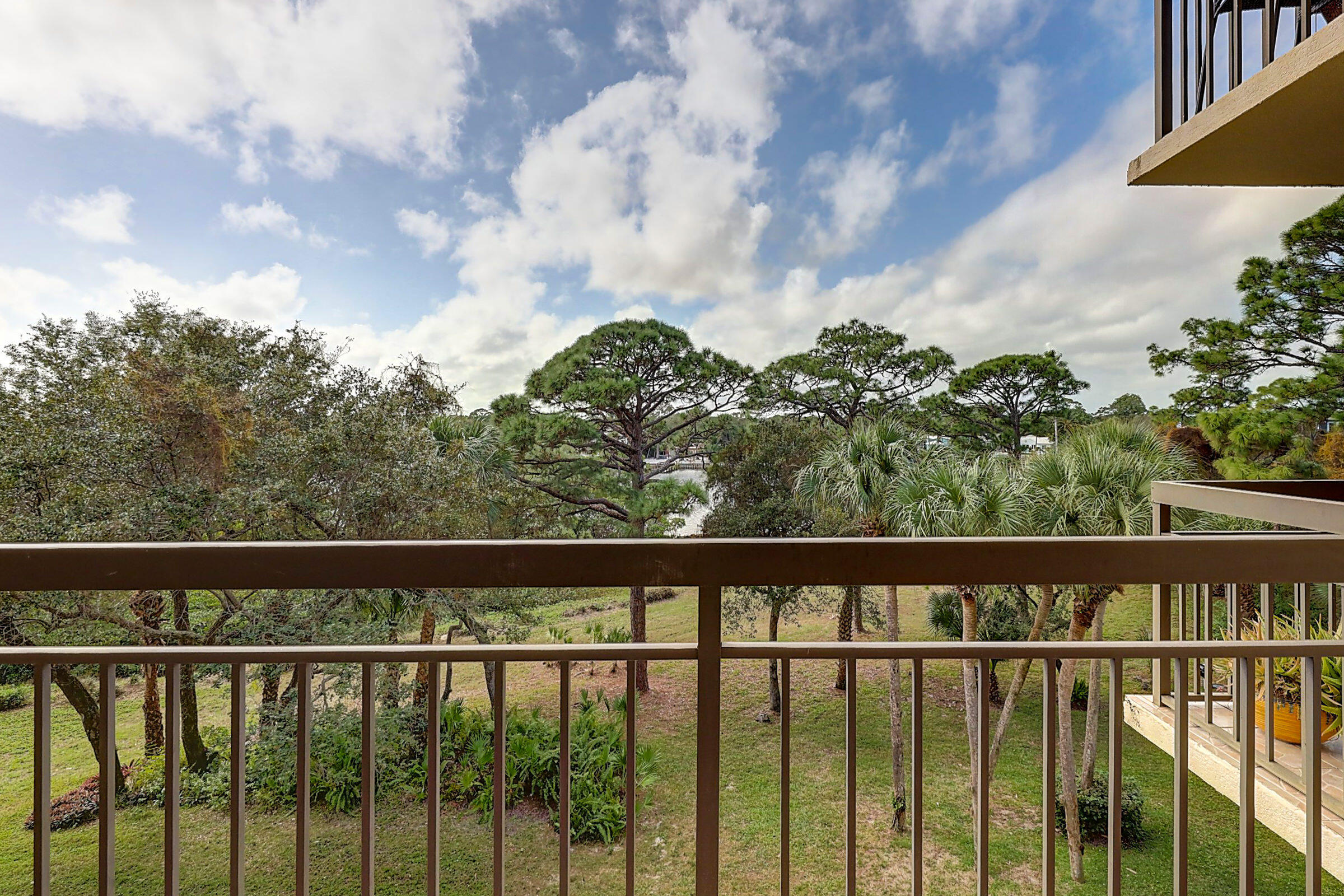 2001 Marina Isle Way, Unit 403 Jupiter, FL 33477 - Photo 14 of 35 14