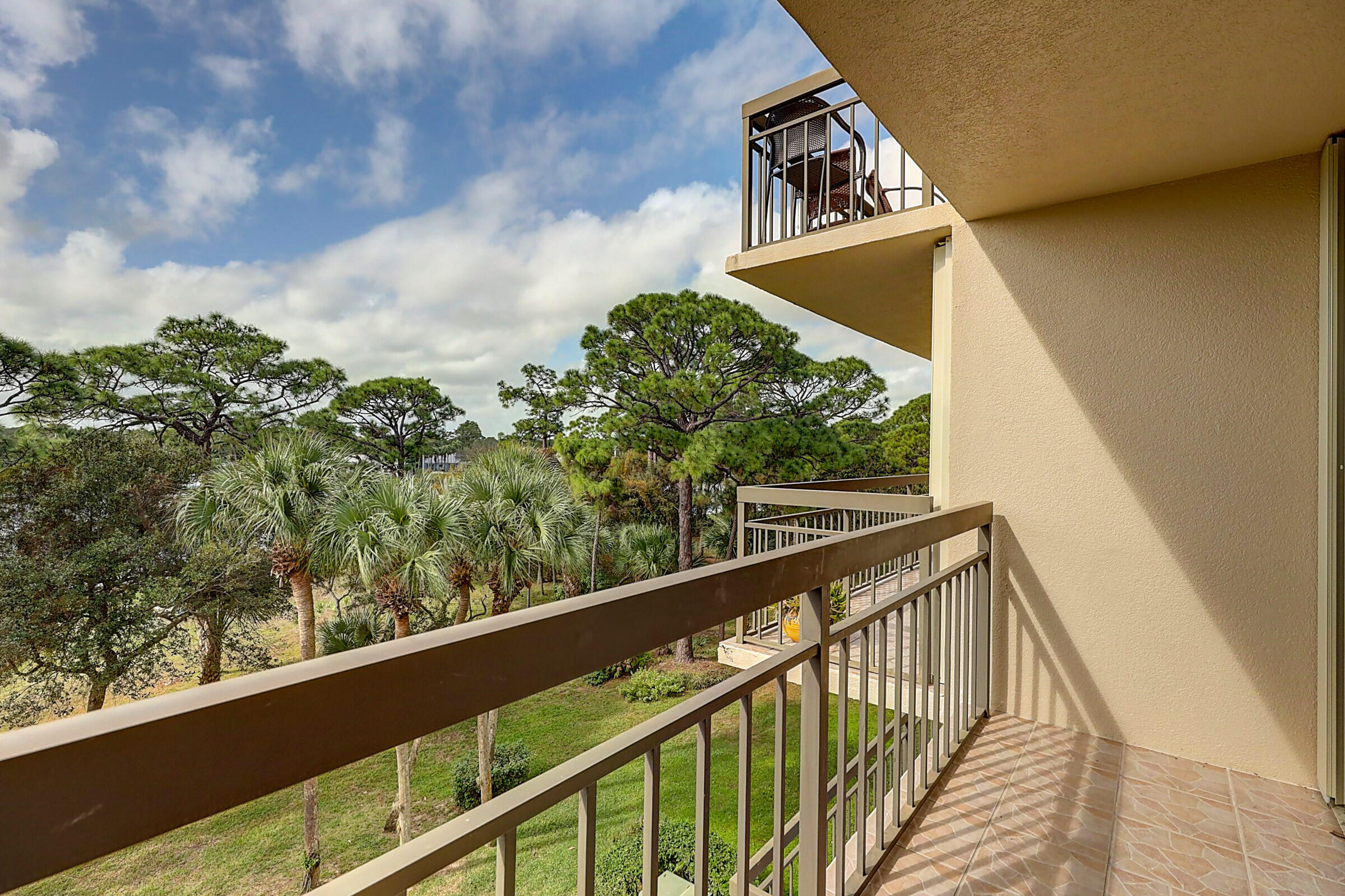2001 Marina Isle Way, Unit 403 Jupiter, FL 33477 - Photo 15 of 35 15