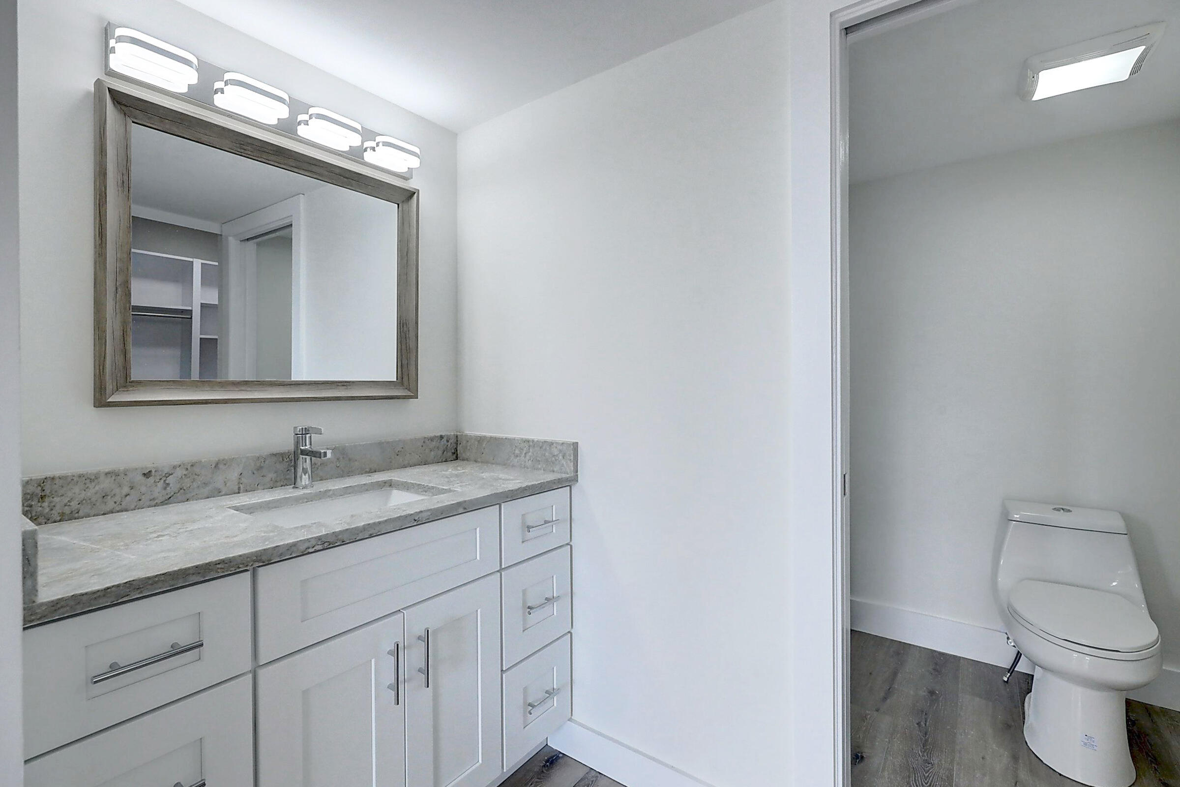 2001 Marina Isle Way, Unit 403 Jupiter, FL 33477 - Photo 18 of 35 18