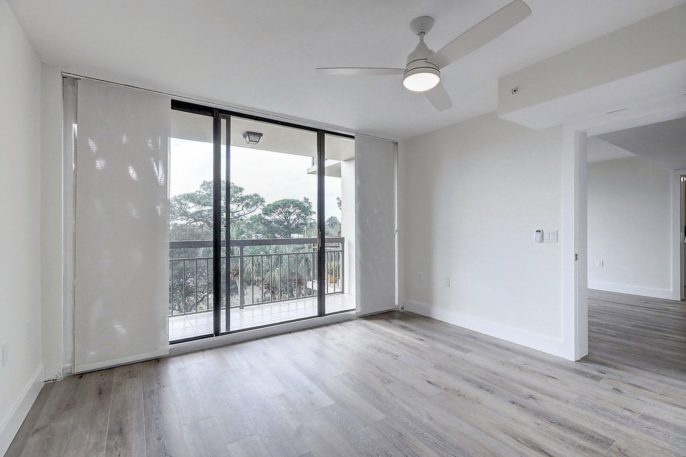 2001 Marina Isle Way, Unit 403 Jupiter, FL 33477 - Photo 23 of 35 23