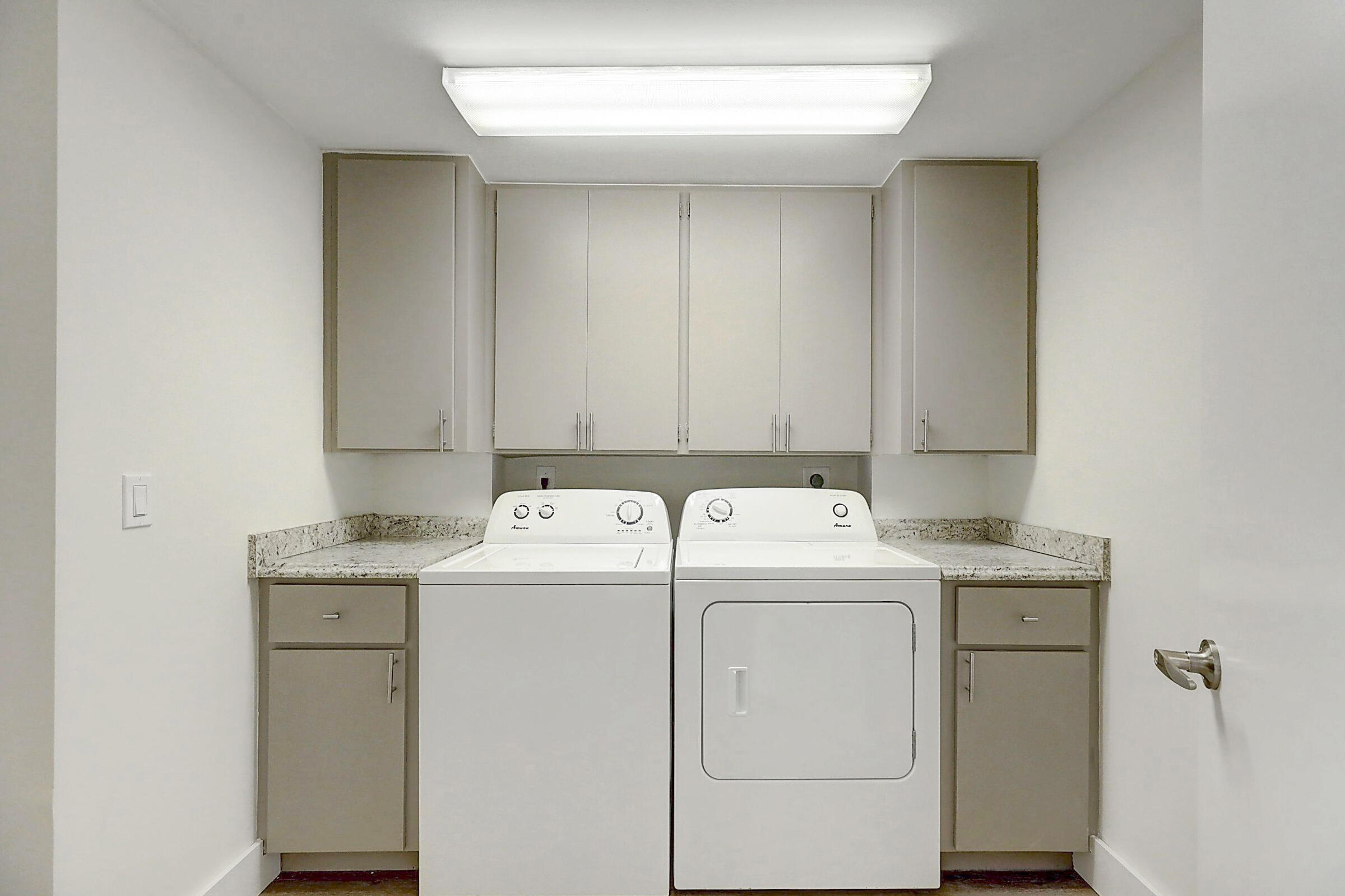 2001 Marina Isle Way, Unit 403 Jupiter, FL 33477 - Photo 27 of 35 27