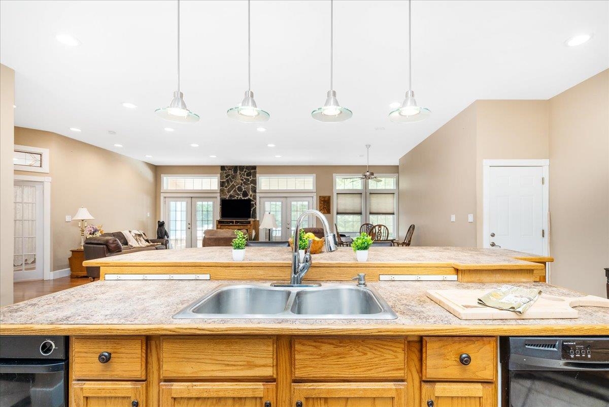 20 Pleasant Hill Road Deerfield, NH 03037 - Photo 7 of 40 Gallery Image 7