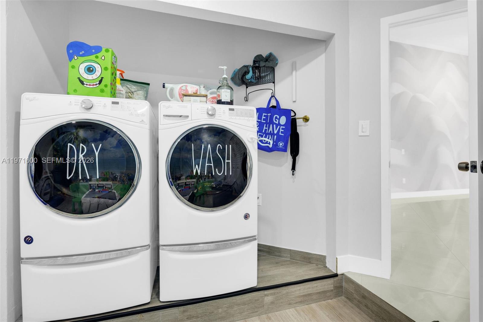 4260 Southwest 153rd Place Miami, FL 33185 - Photo 14 of 34