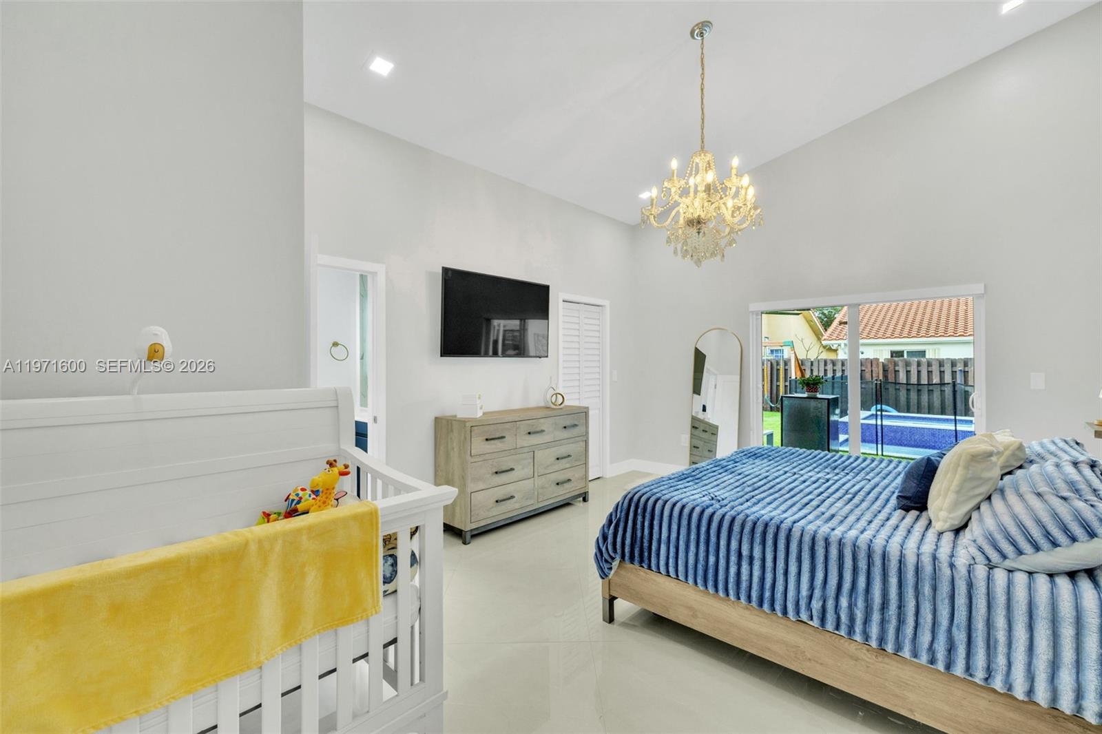4260 Southwest 153rd Place Miami, FL 33185 - Photo 15 of 34