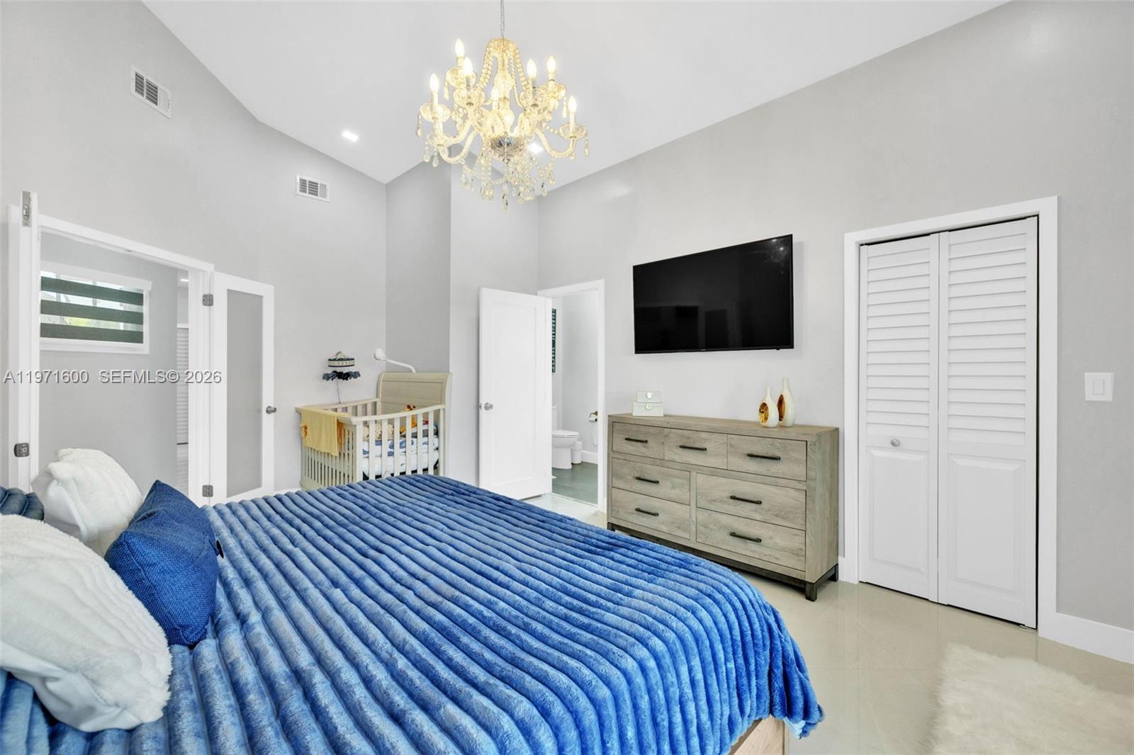 4260 Southwest 153rd Place Miami, FL 33185 - Photo 18 of 34