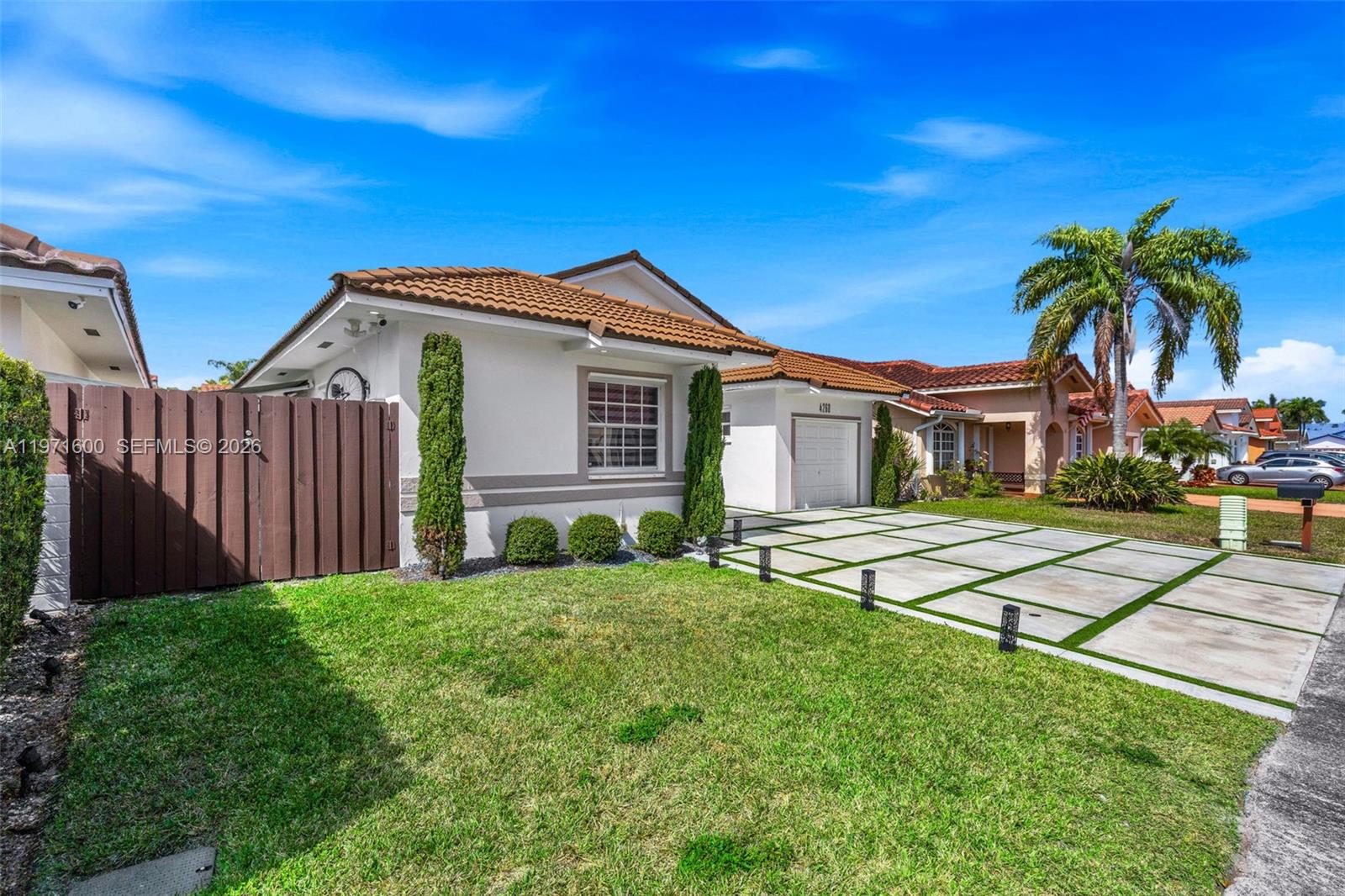 4260 Southwest 153rd Place Miami, FL 33185 - Photo 32 of 34