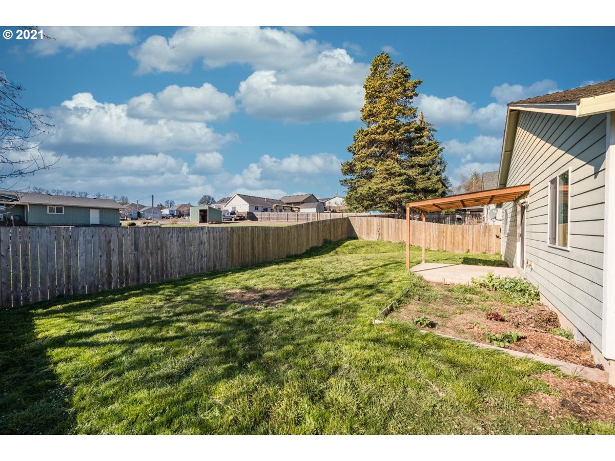 1133 Southwest Maple Street Dallas, OR 97338 - Photo 23 of 23