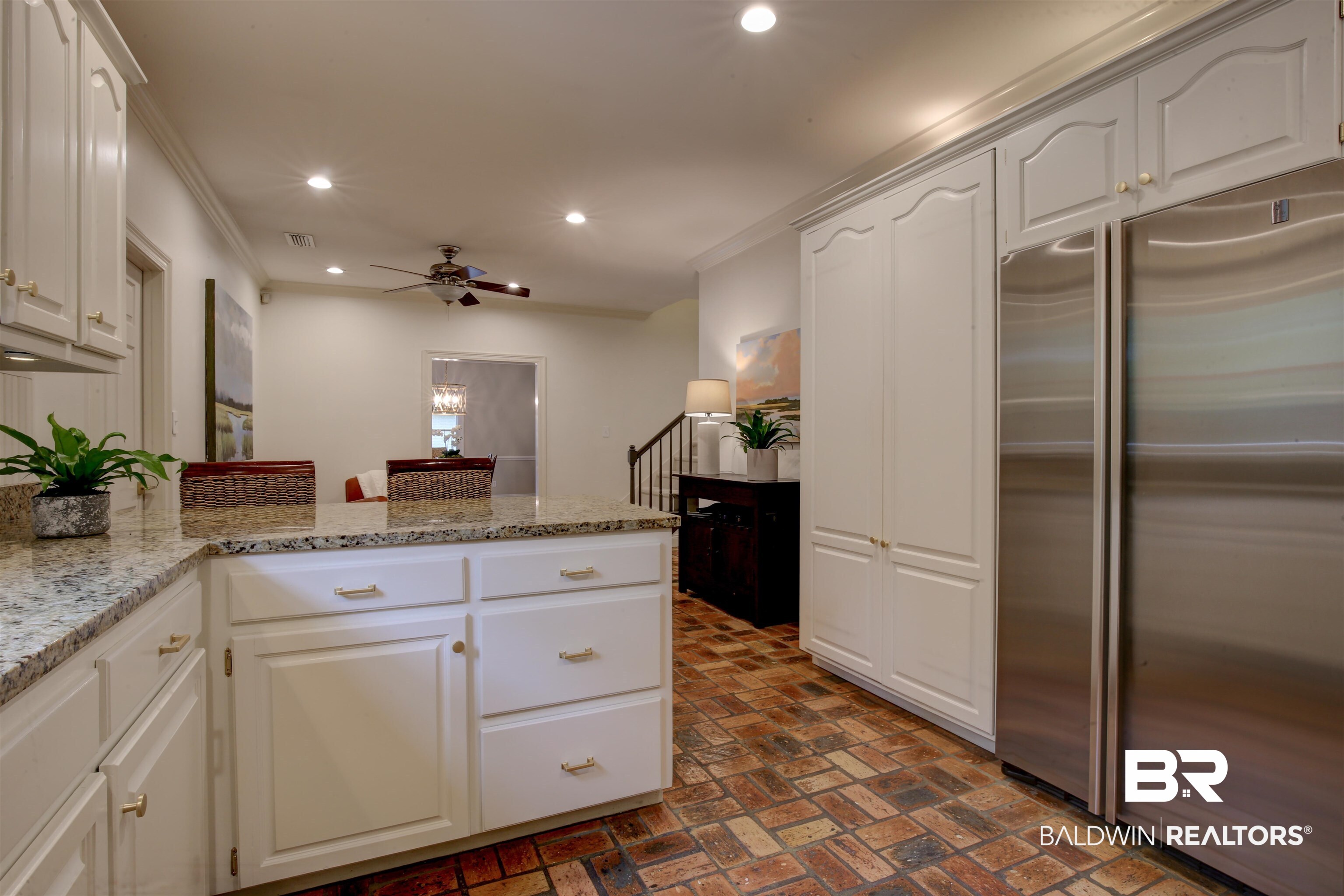 23764 2nd Street Fairhope, AL 36532 - Photo 7 of 38 Kitchen