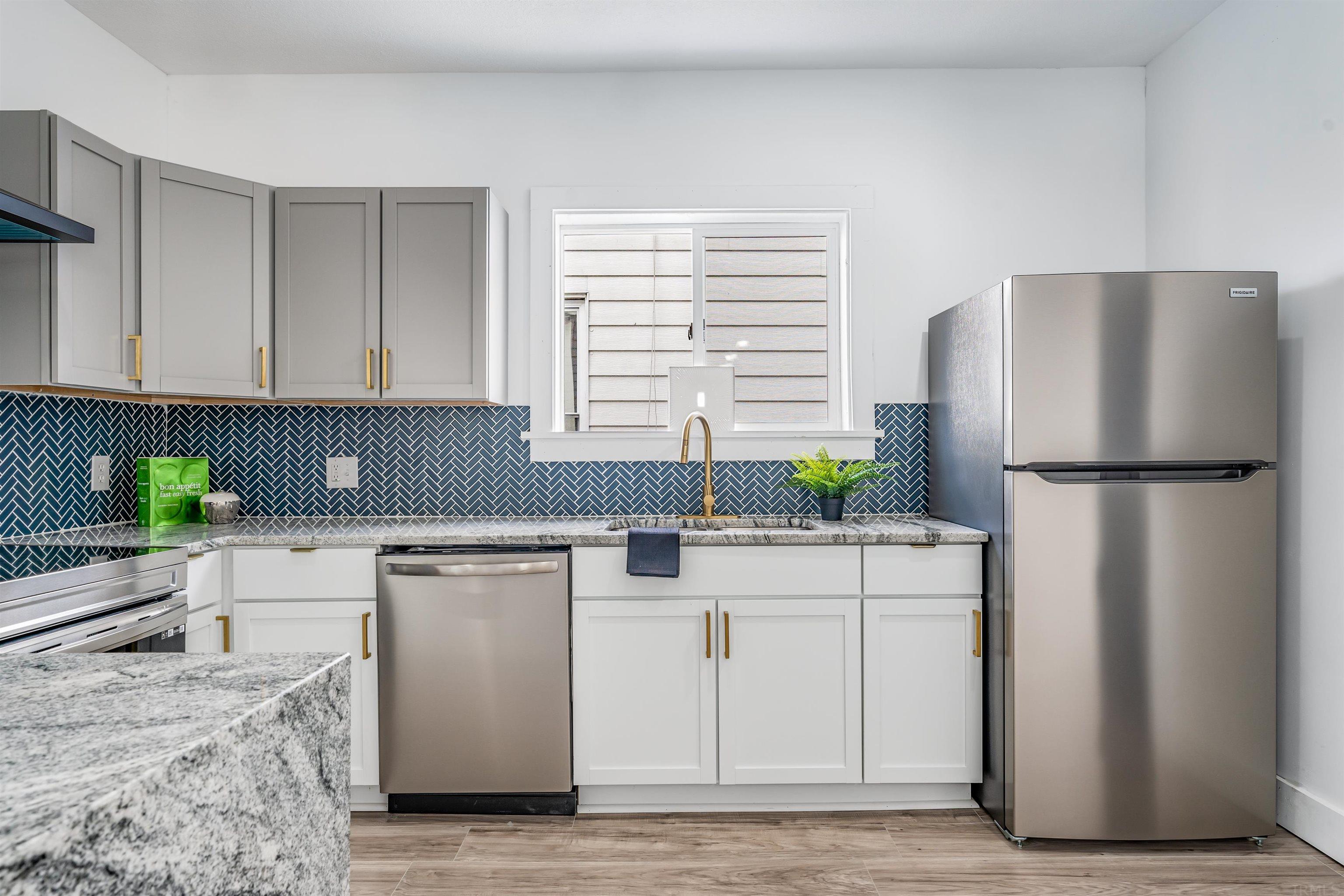 1405 Stophlet Street Fort Wayne, IN 46802 - Photo 11 of 34