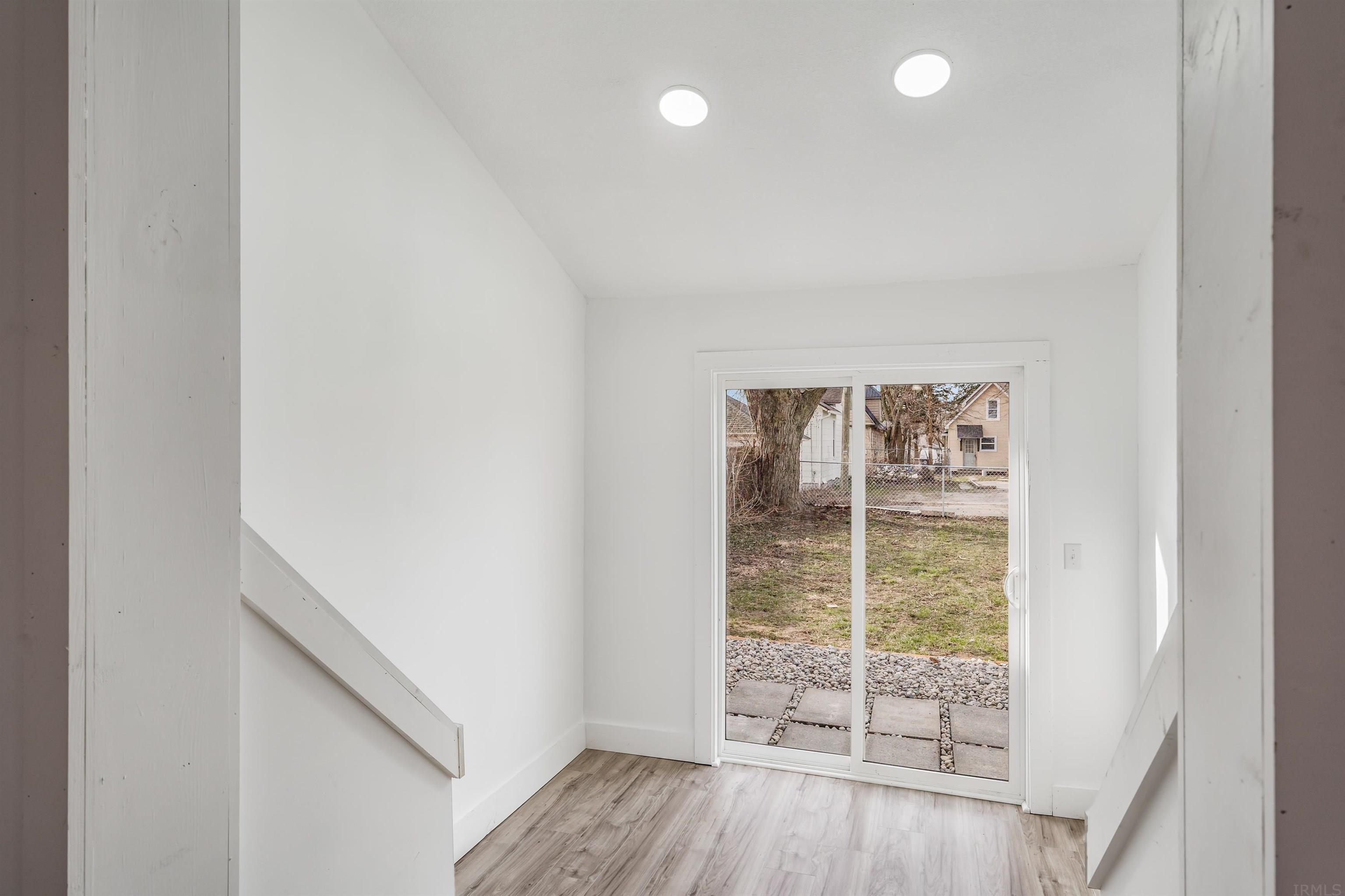 1405 Stophlet Street Fort Wayne, IN 46802 - Photo 21 of 34