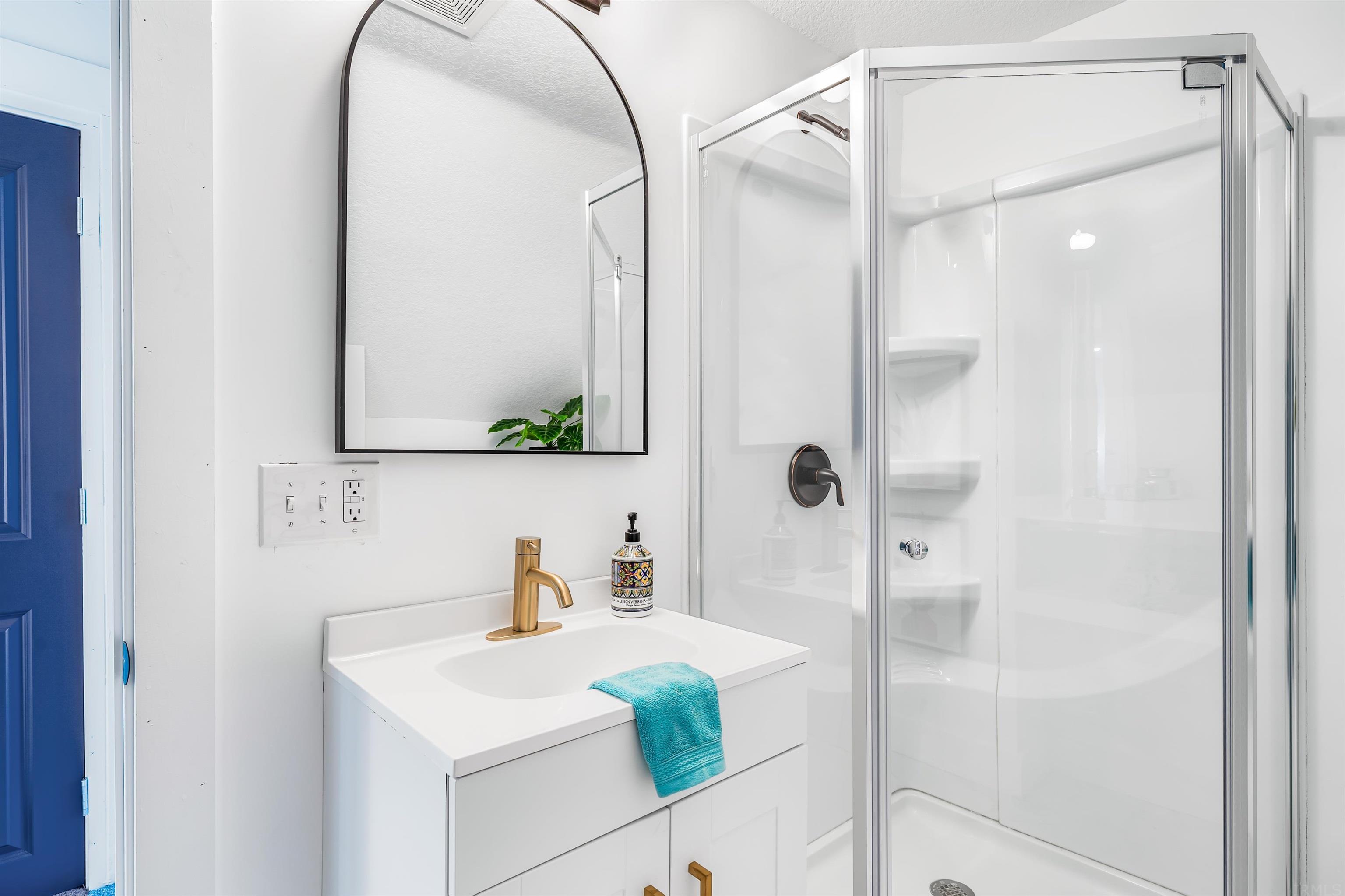 1405 Stophlet Street Fort Wayne, IN 46802 - Photo 26 of 34