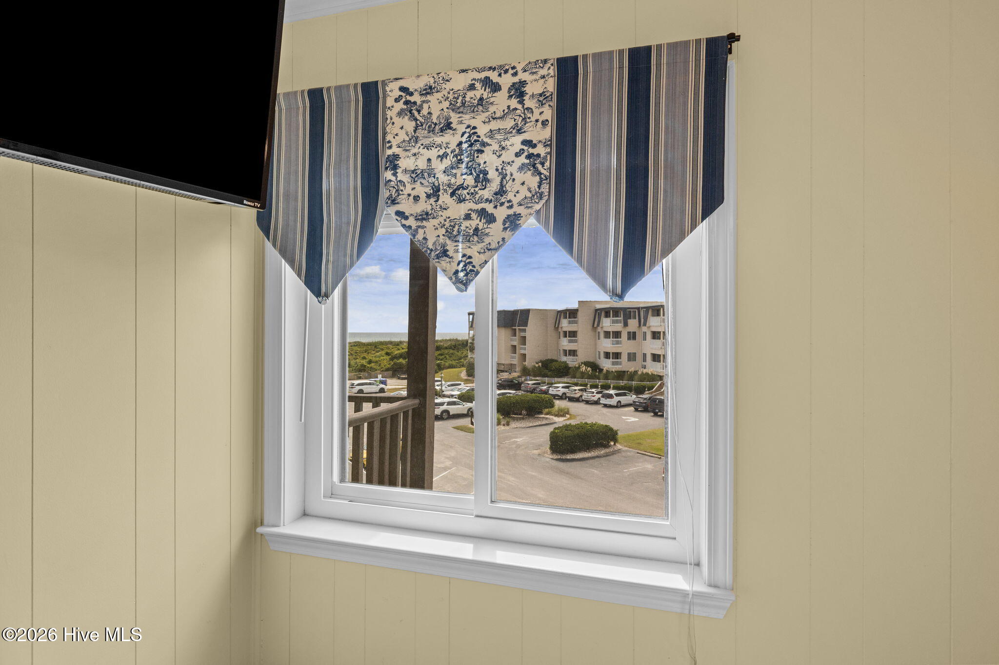 2008 East Fort Macon Road, Unit H11 Atlantic Beach, NC 28512 - Photo 13 of 42 Peek a Boo View of the Ocean