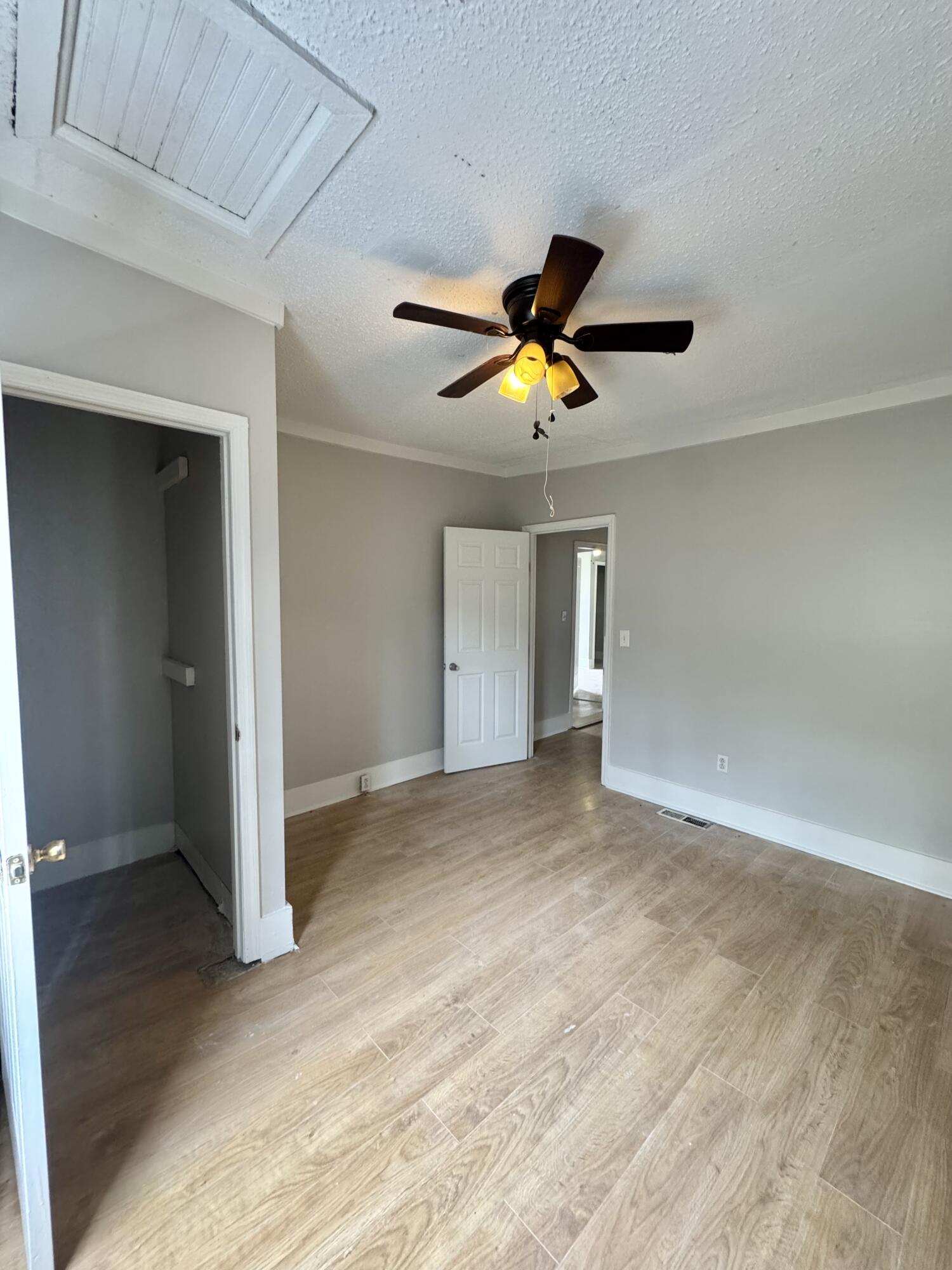 805 Gillespie Road Chattanooga, TN 37411 - Photo 12 of 24 Photo Feb 05 2026, 11 54 11 AM