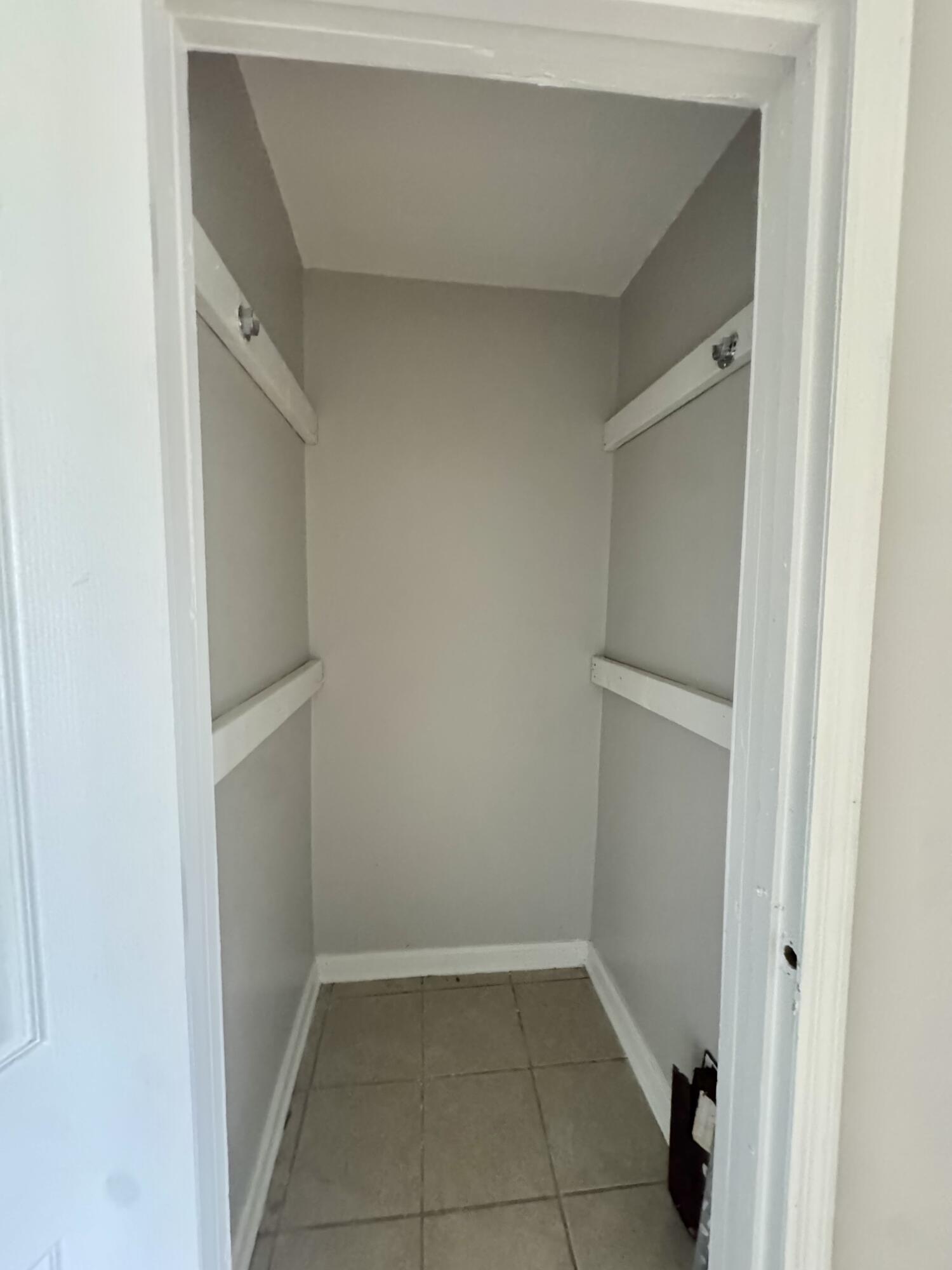 805 Gillespie Road Chattanooga, TN 37411 - Photo 15 of 24 Photo Feb 05 2026, 11 54 35 AM