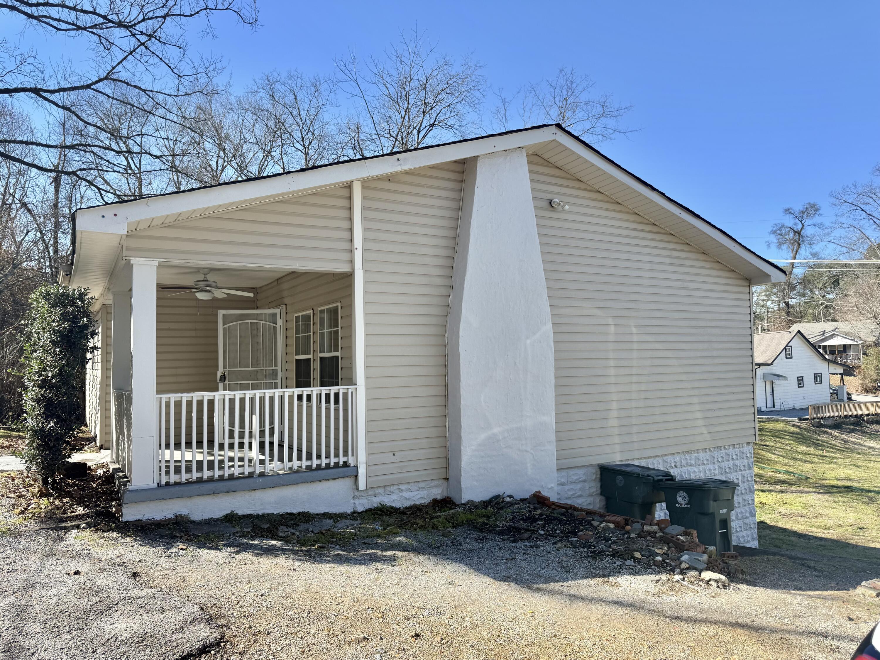 805 Gillespie Road Chattanooga, TN 37411 - Photo 3 of 24 Photo Feb 16 2026, 11 35 26 AM