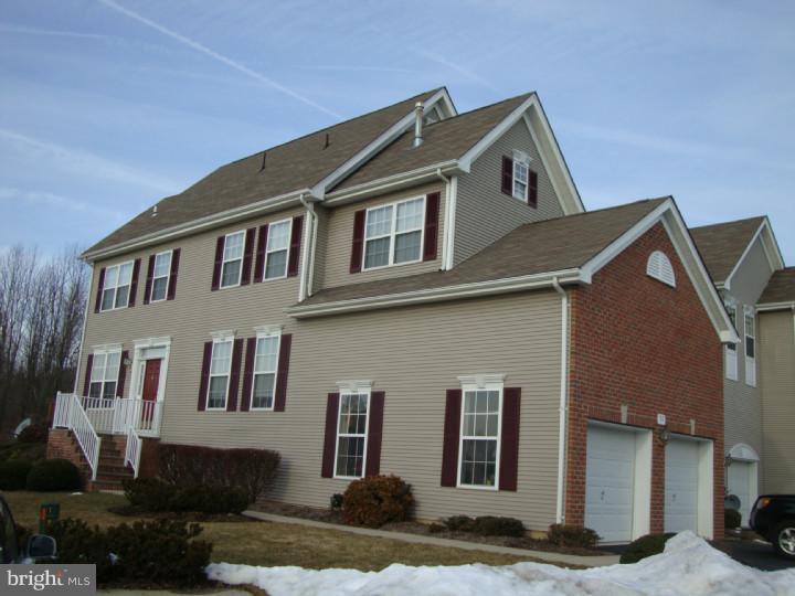32 Windsor Pond Road Princeton Junction, NJ 08550 - Photo 1 of 17 Exterior