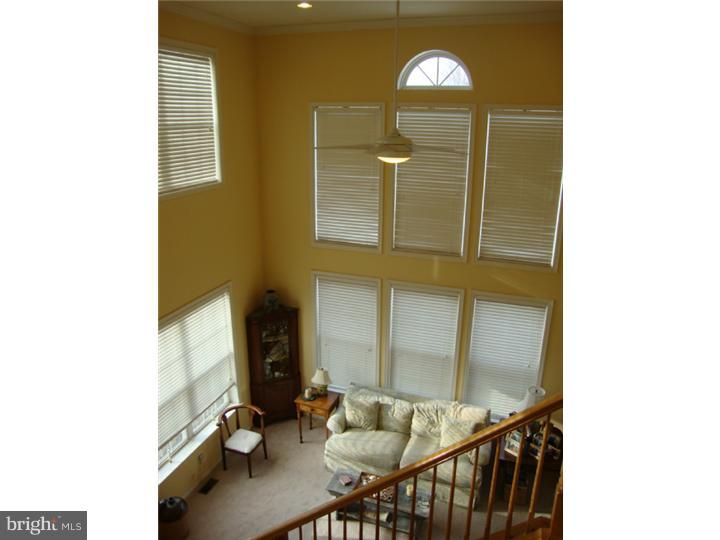 32 Windsor Pond Road Princeton Junction, NJ 08550 - Photo 5 of 17 Living Room