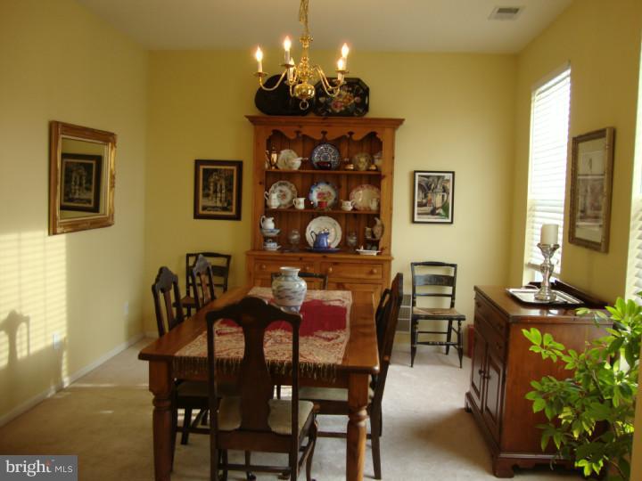 32 Windsor Pond Road Princeton Junction, NJ 08550 - Photo 9 of 17 Dining Room