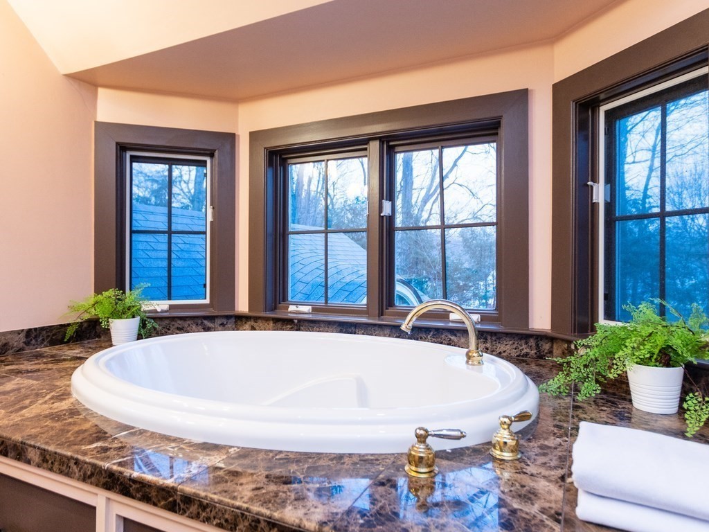 42 Holt Road Holden, MA 01520 - Photo 32 of 41 Gallery Image 32