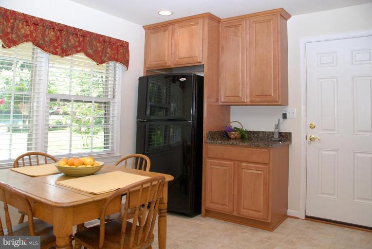 1307 Deep Run Lane Reston, VA 20190 - Photo 9 of 29 Kitchen #2