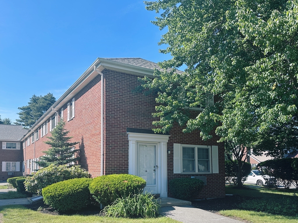 14 Emerson Gardens Road, Unit 14 Lexington, MA 02420 - Photo 21 of 22