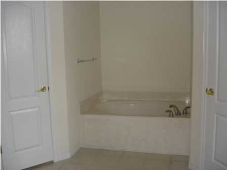 112 Shipwreck Road Santa Rosa Beach, FL 32459 - Photo 18 of 23 a close up of a bathtub