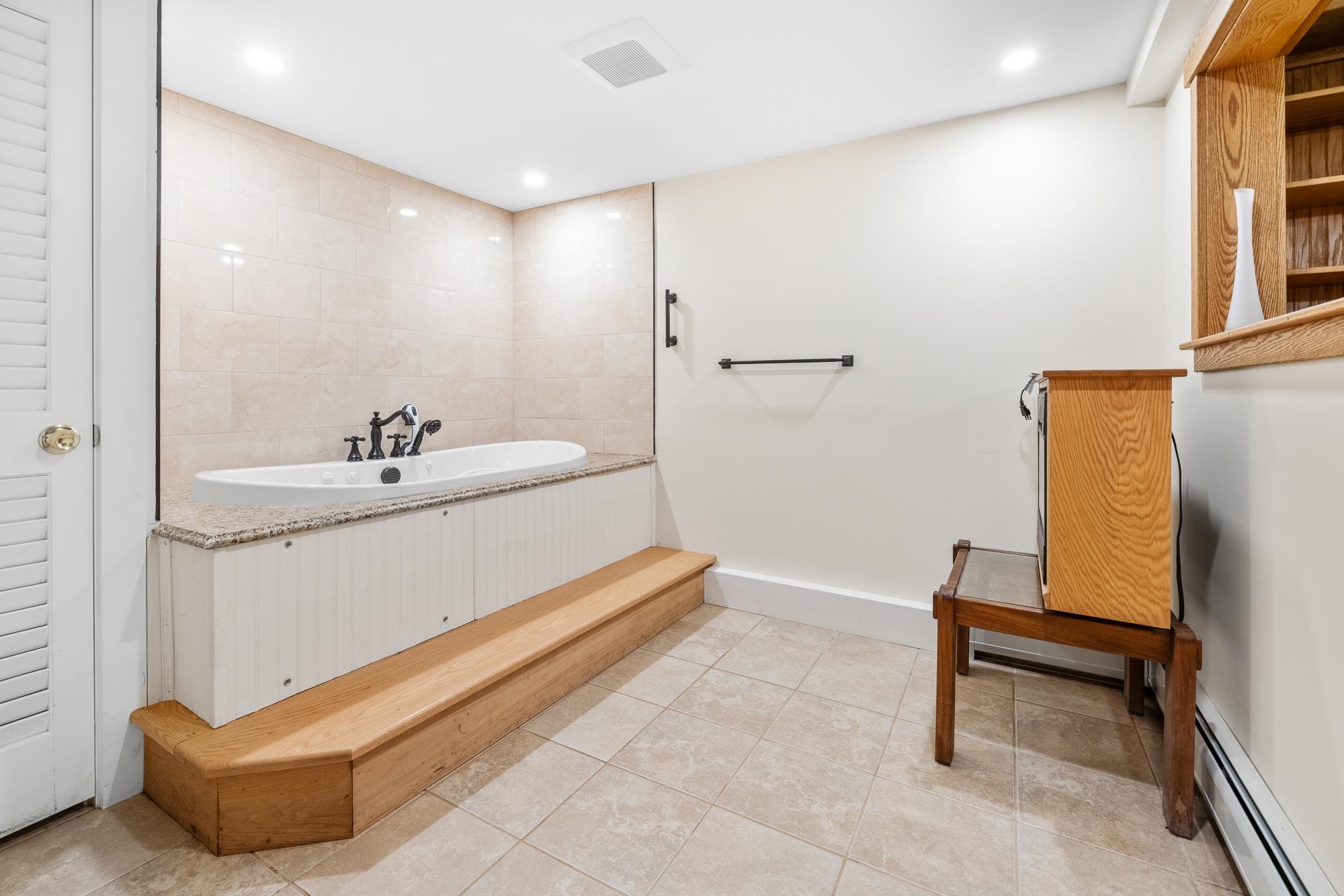 328 Hanover Center Road Hanover, NH 03750 - Photo 37 of 49