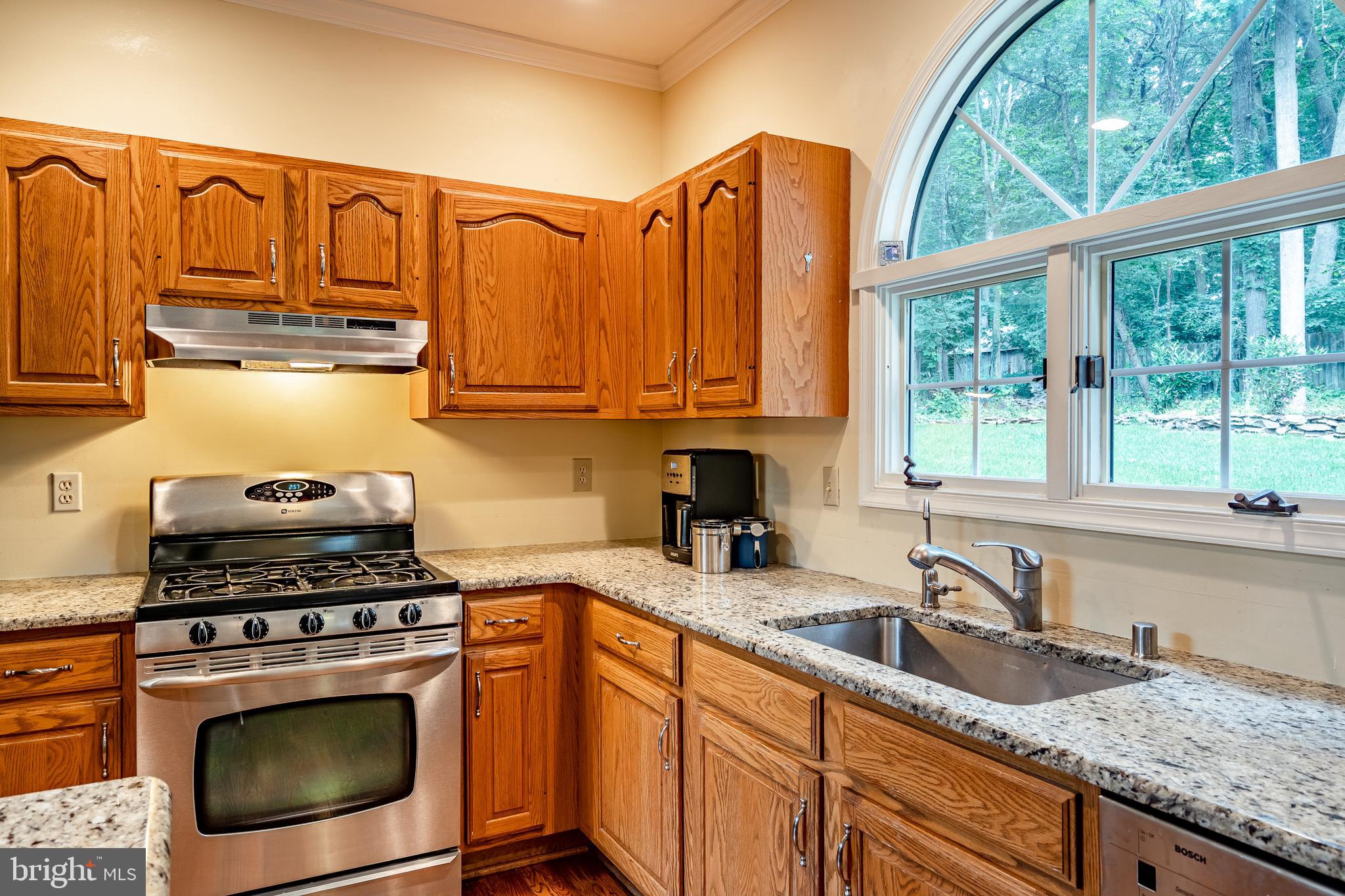 126 Hamilton Road Landenberg, PA 19350 - Photo 17 of 80 Granite Counter Tops In Kitchen