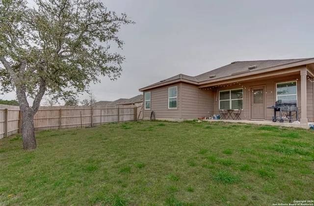 $1,700 | 14606 Somerset Mill, San Antonio, TX 78254
