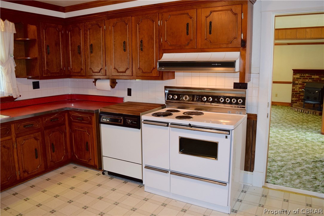 1491 Tarleton Road Gloucester Point, VA 23062 - Photo 10 of 27