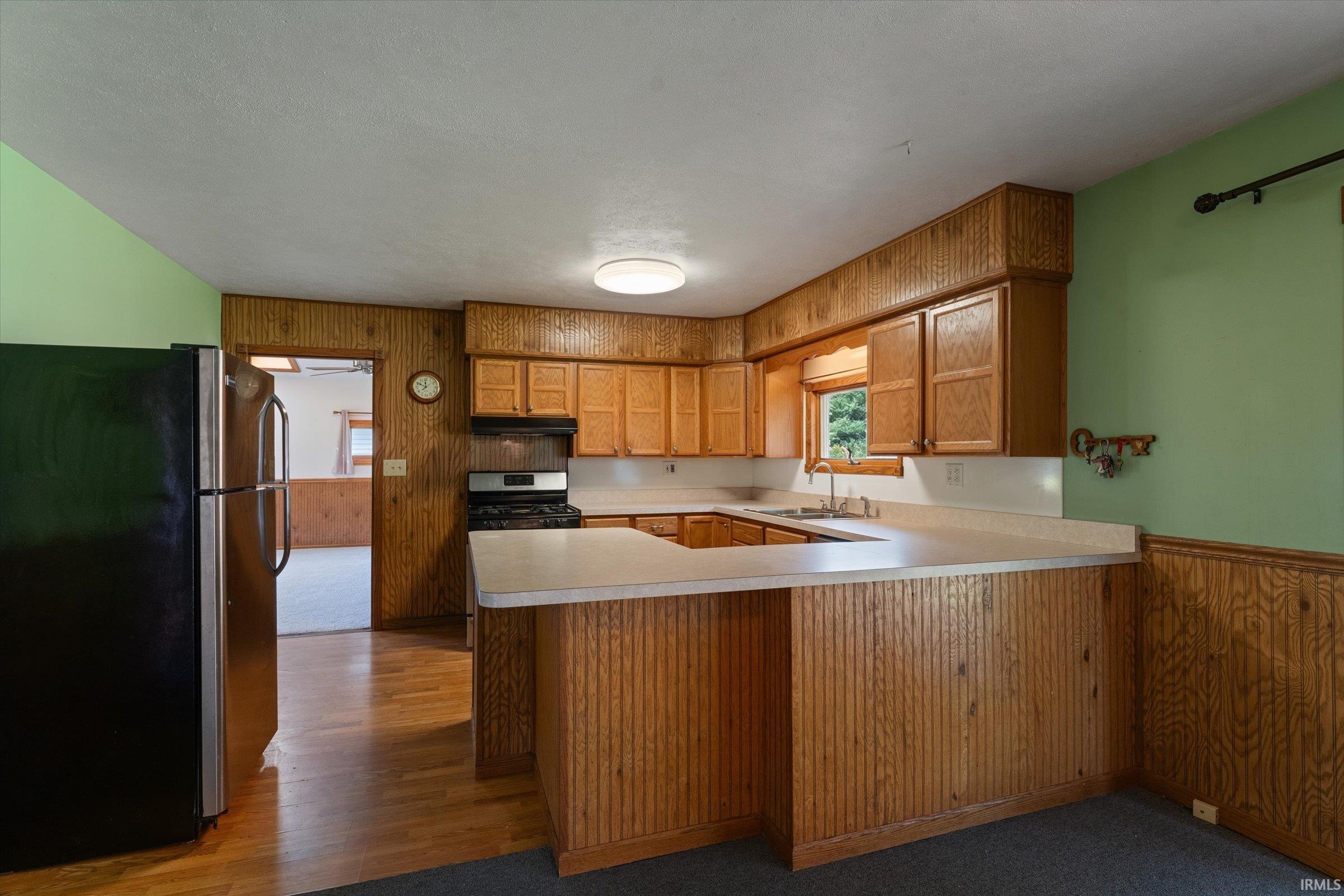 54606 Clover Road Mishawaka, IN 46545 - Photo 13 of 41 Gallery Image 13