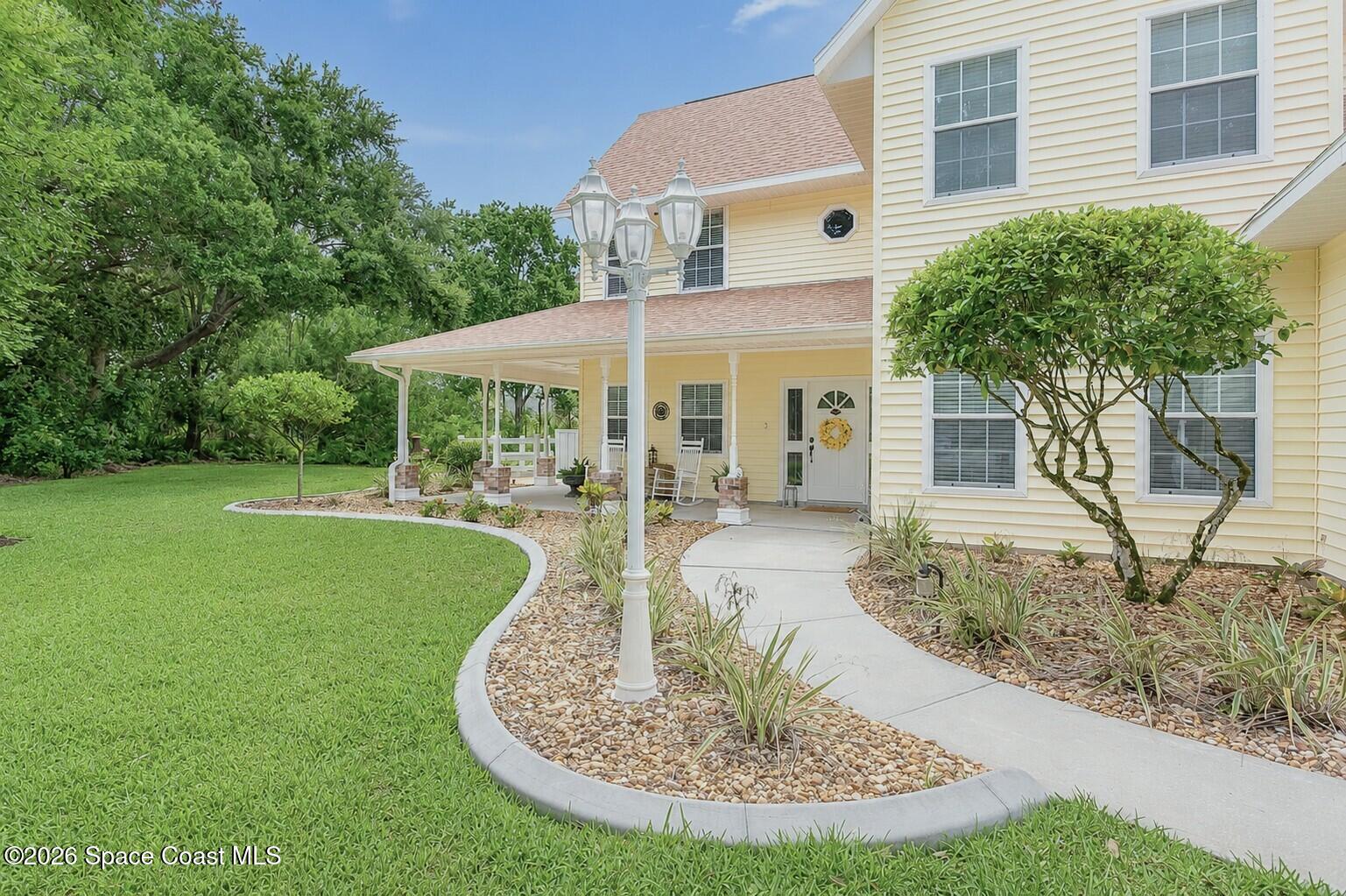 3501 Samuel Place Melbourne, FL 32934 - Photo 8 of 70 Entry-1