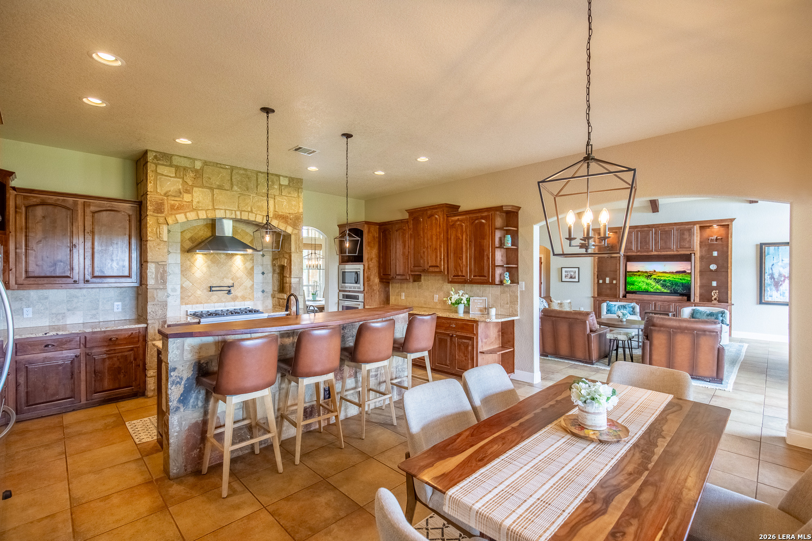 395 Bluff Creek Road North Center Point, TX 78010 - Photo 16 of 55 Gallery Image 16