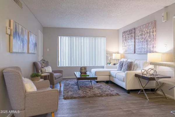 $1,432 | 1620 West Southern Avenue, Unit B1, Mesa, AZ 85202