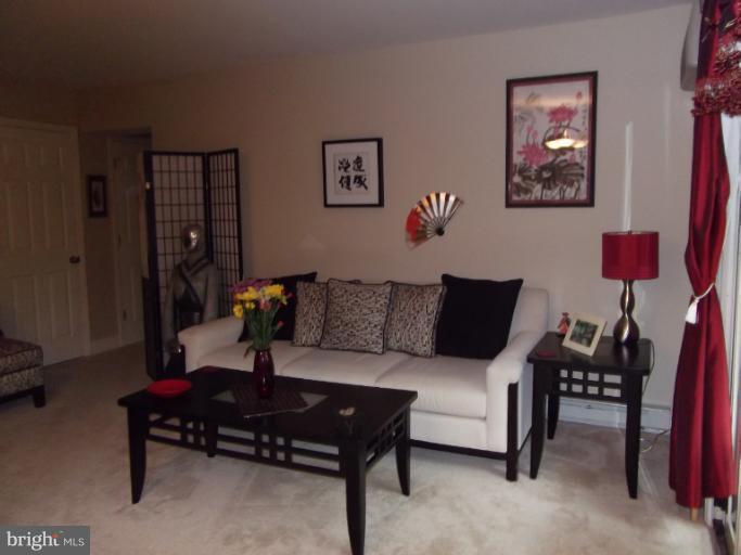 1 Prospect Boulevard, Unit A1 Frederick, MD 21701 - Photo 6 of 18 Living Room