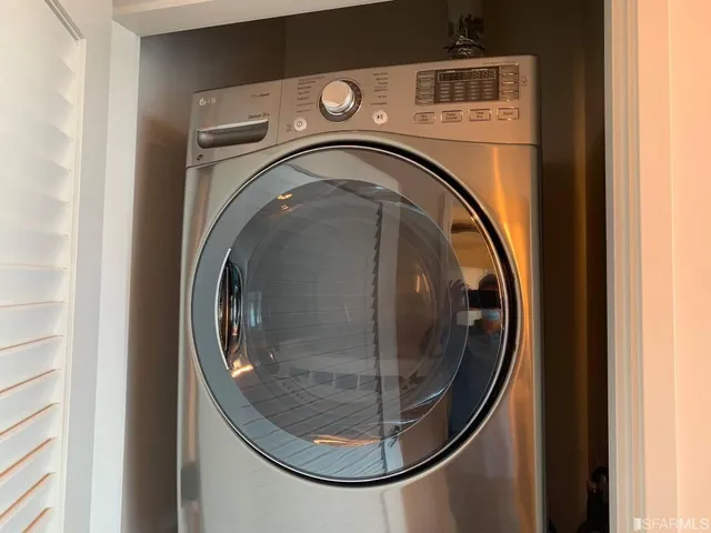 a close up view of washer and dryer
