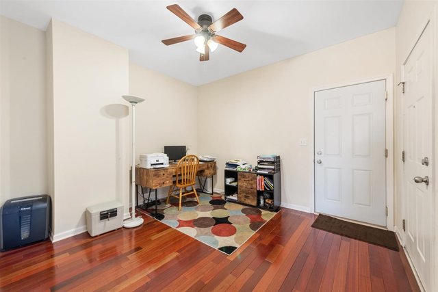 1916 Keystone Place Schaumburg, IL 60193 - Photo 14 of 30