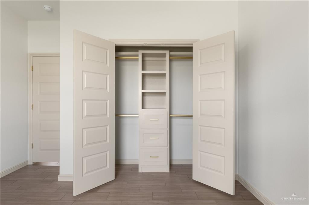 303 Merida Donna, TX 78537 - Photo 17 of 27