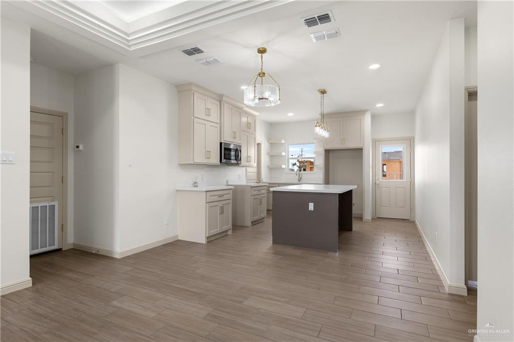 303 Merida Donna, TX 78537 - Photo 9 of 27