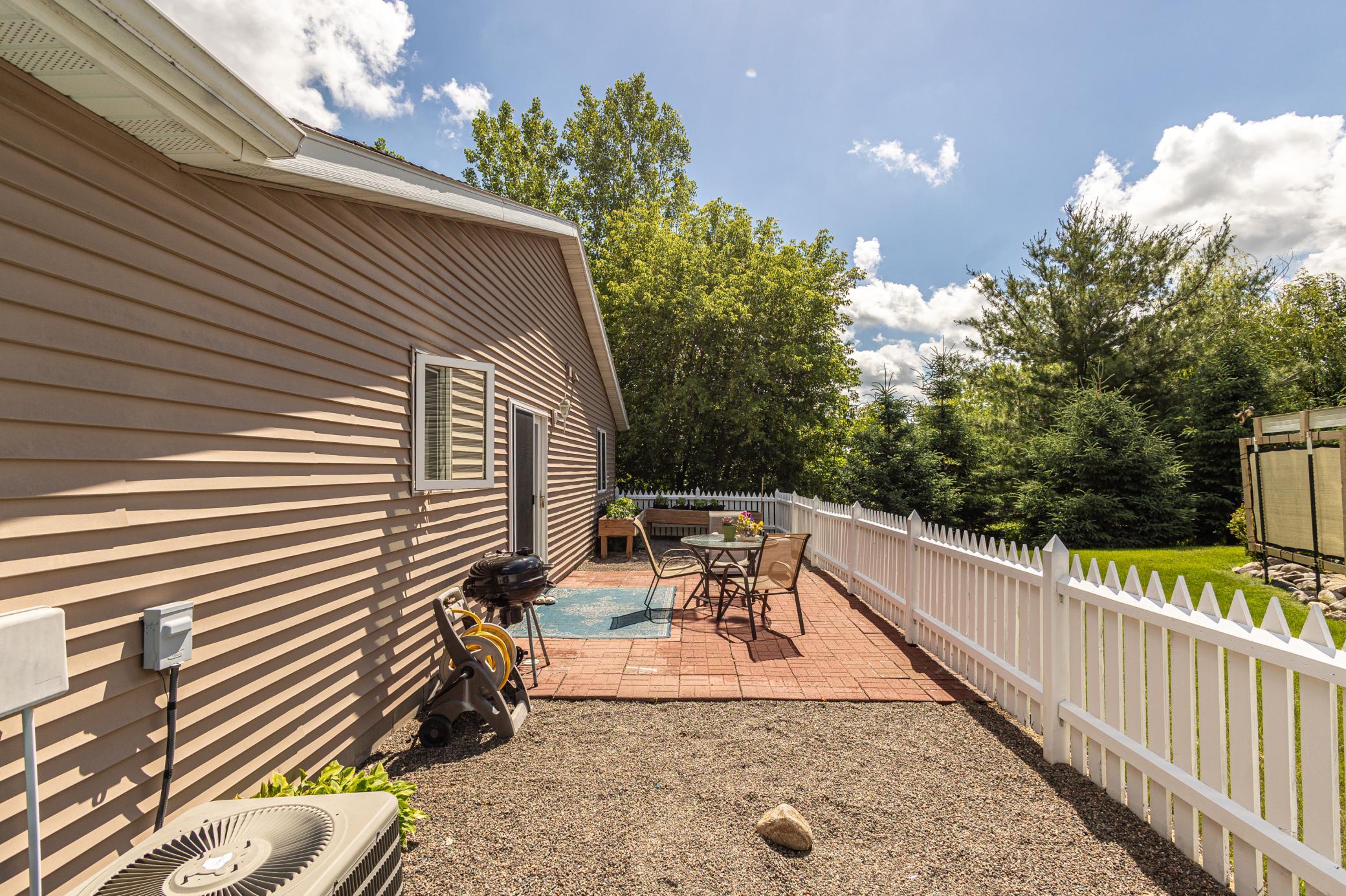 209 Northeast 3rd Street Milaca, MN 56353 - Photo 3 of 19