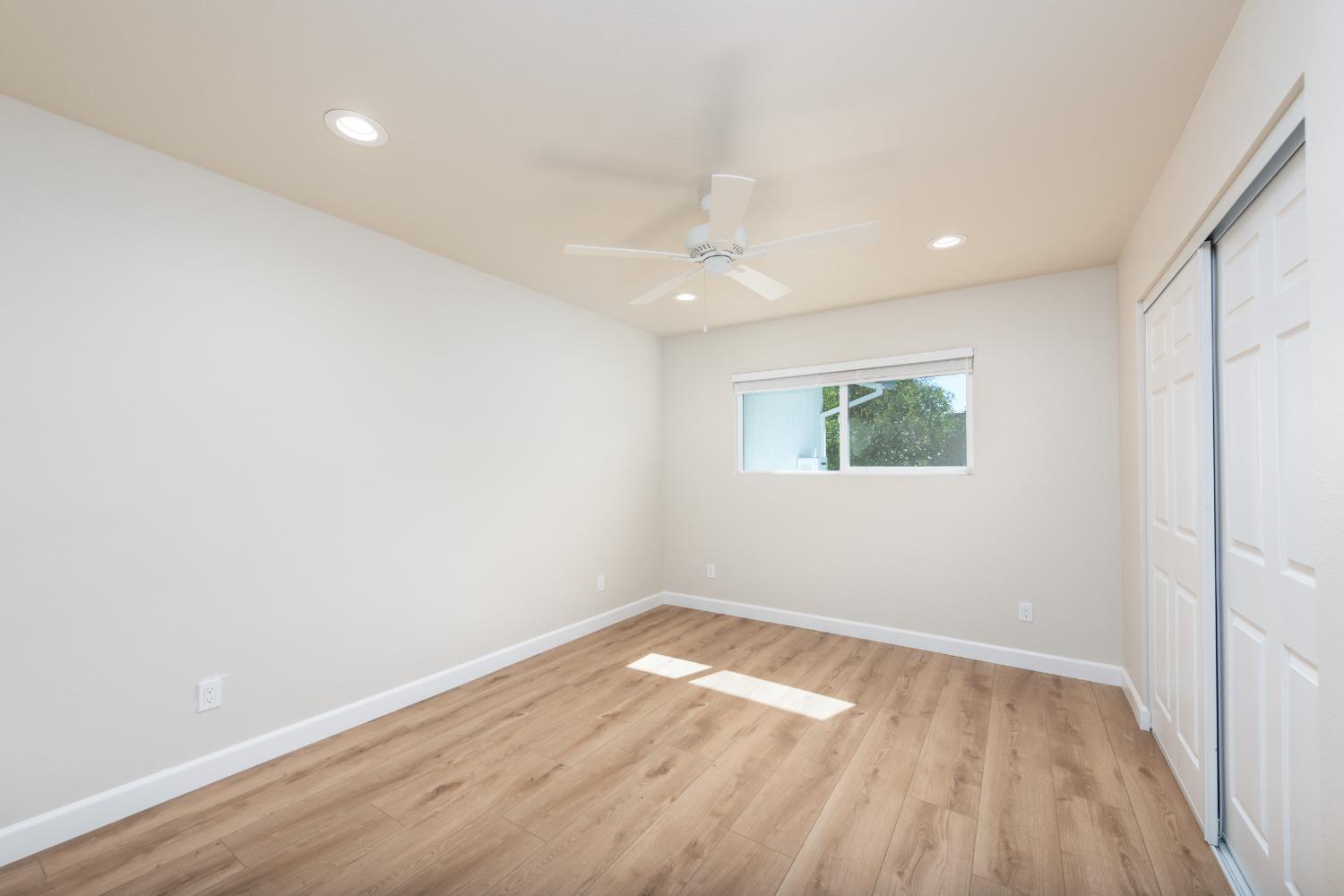 24 East Abbey Street Winters, CA 95694 - Photo 15 of 36