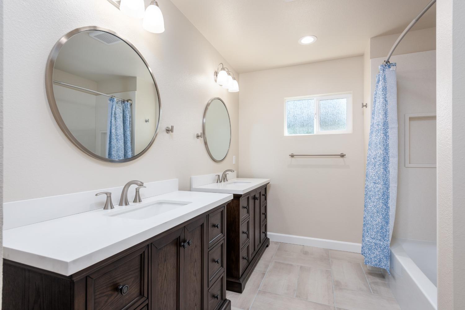 24 East Abbey Street Winters, CA 95694 - Photo 17 of 36